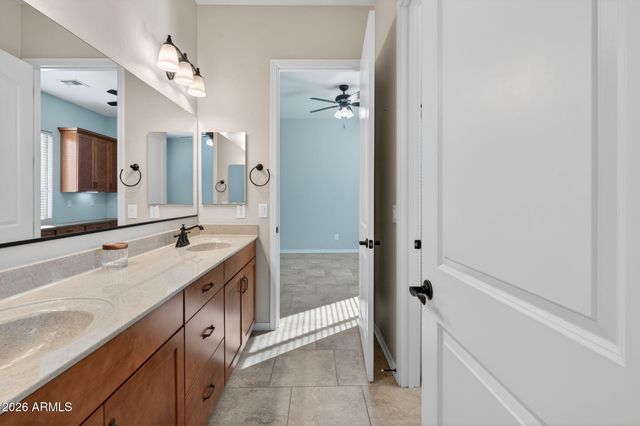 21960 E RUSSET Road, Queen Creek, AZ 85142