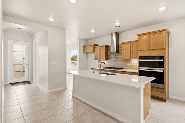 416 Spanish Walk Place NW, Albuquerque, NM 87107