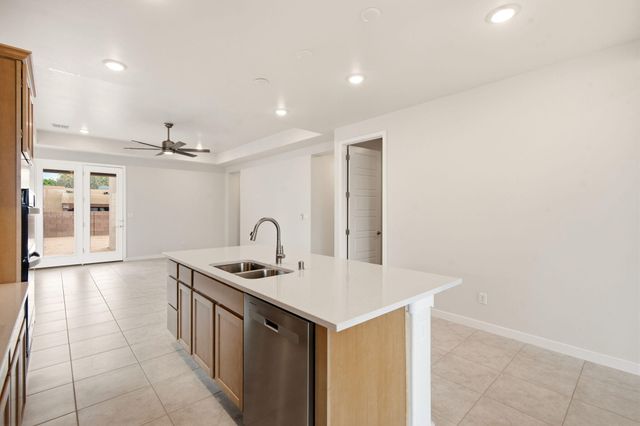 416 Spanish Walk Place NW, Albuquerque, NM 87107
