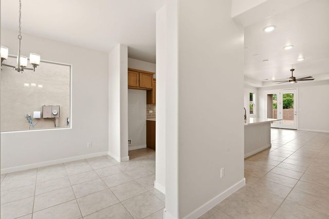 416 Spanish Walk Place NW, Albuquerque, NM 87107
