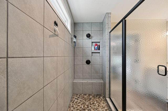 6044 Honey Farm Way, Grove City, OH 43123