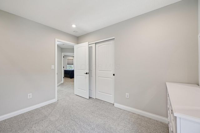 6044 Honey Farm Way, Grove City, OH 43123