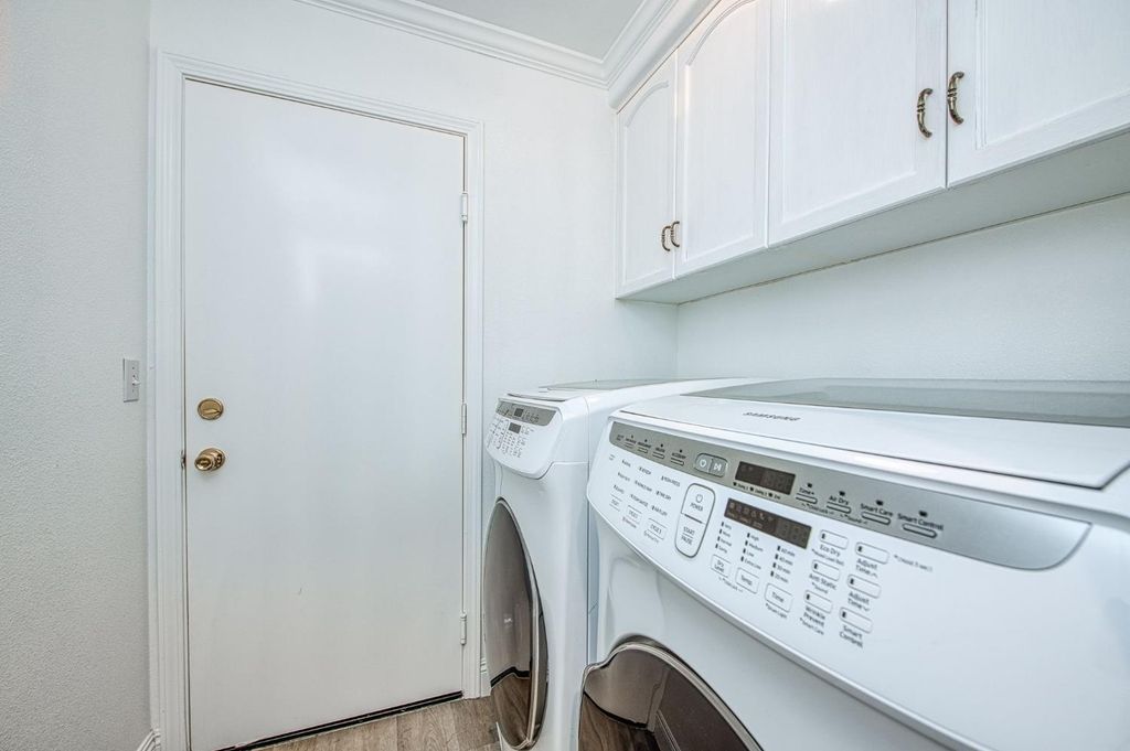 Image 25 of property listing at 9225 N Bramwell Street, Fresno, CA 93720