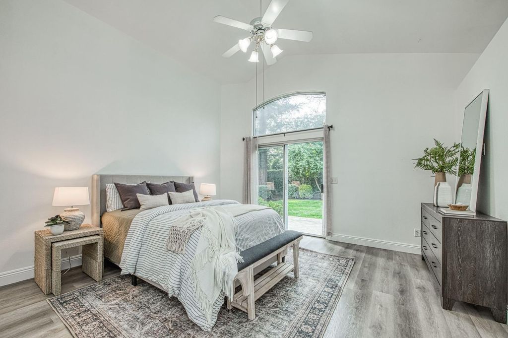 Image 27 of property listing at 9225 N Bramwell Street, Fresno, CA 93720