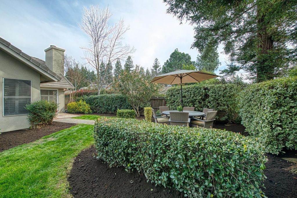 Image 39 of property listing at 9225 N Bramwell Street, Fresno, CA 93720