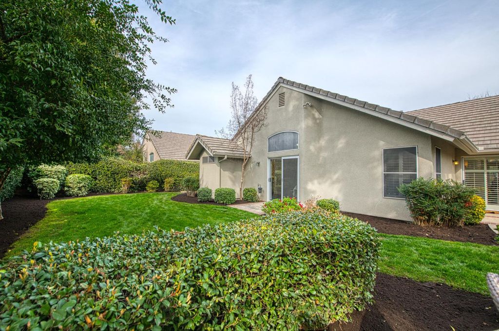 Image 43 of property listing at 9225 N Bramwell Street, Fresno, CA 93720