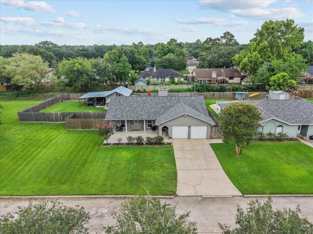 12603 C Bar Circle, Santa Fe, TX 77510