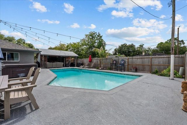 12603 C Bar Circle, Santa Fe, TX 77510