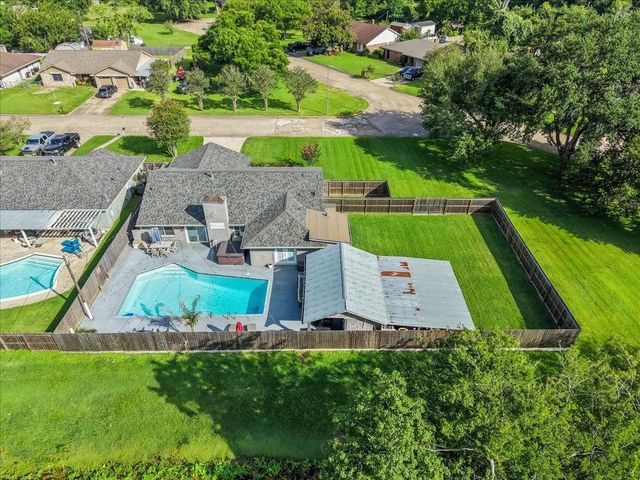 12603 C Bar Circle, Santa Fe, TX 77510