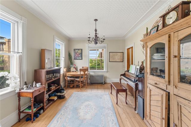 271 Highland Avenue, Providence, RI 02906