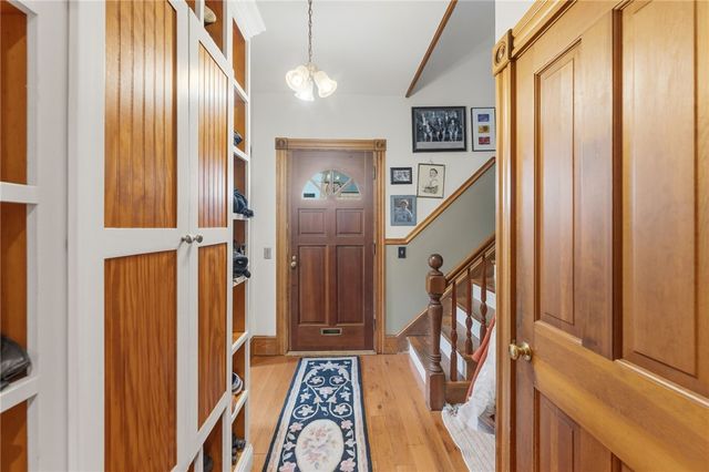 271 Highland Avenue, Providence, RI 02906