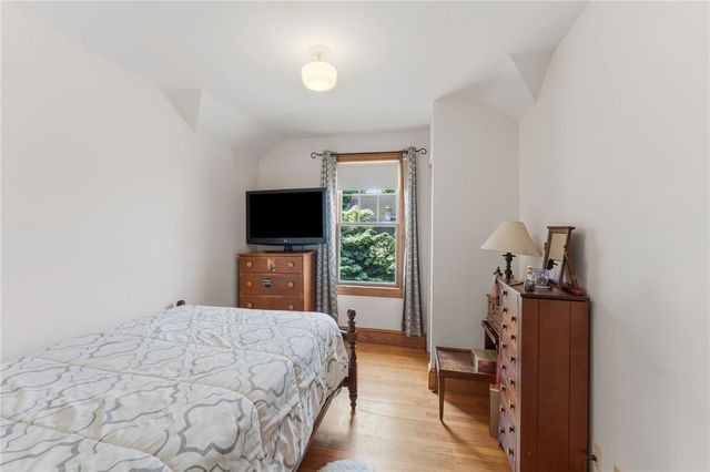 271 Highland Avenue, Providence, RI 02906