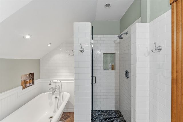 271 Highland Avenue, Providence, RI 02906