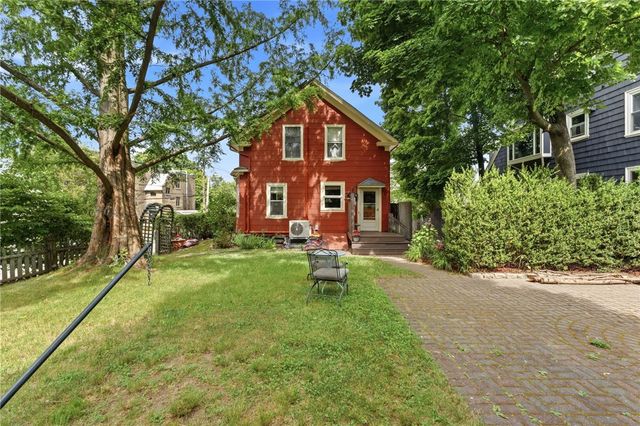 271 Highland Avenue, Providence, RI 02906