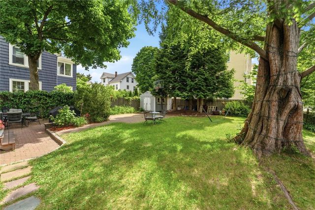 271 Highland Avenue, Providence, RI 02906