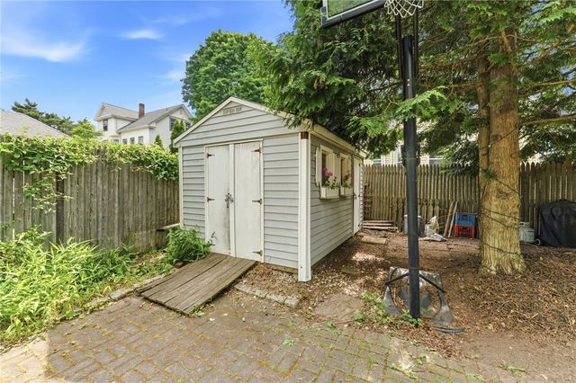 271 Highland Avenue, Providence, RI 02906