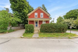 271 Highland Avenue, Providence, RI 02906