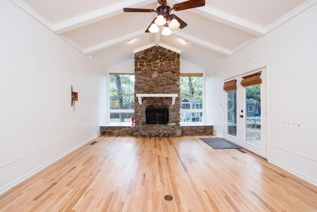 1300 White Road, Little Rock, AR 72211