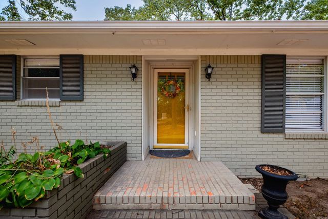 1300 White Road, Little Rock, AR 72211
