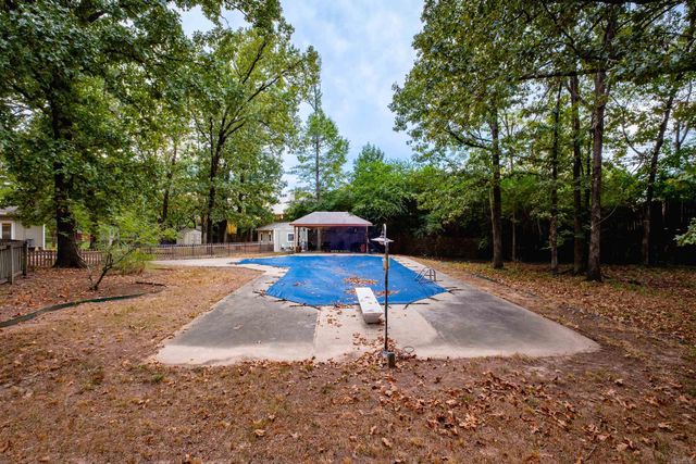 1300 White Road, Little Rock, AR 72211