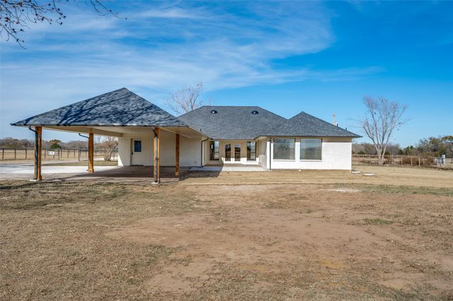10422 Strittmatter Road, Pilot Point, TX 76258