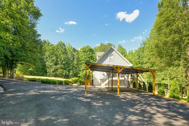 197 SHANNON GLEN CT, Louisa, VA 23093