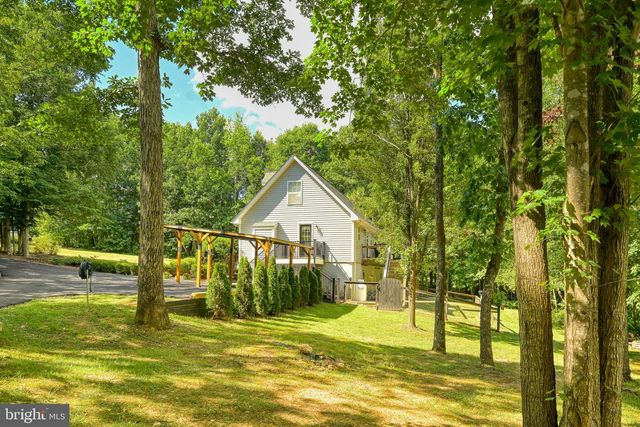 197 SHANNON GLEN CT, Louisa, VA 23093