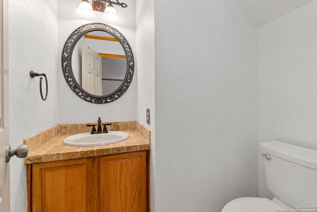 6311 Regency Ct, San Antonio, TX 78249