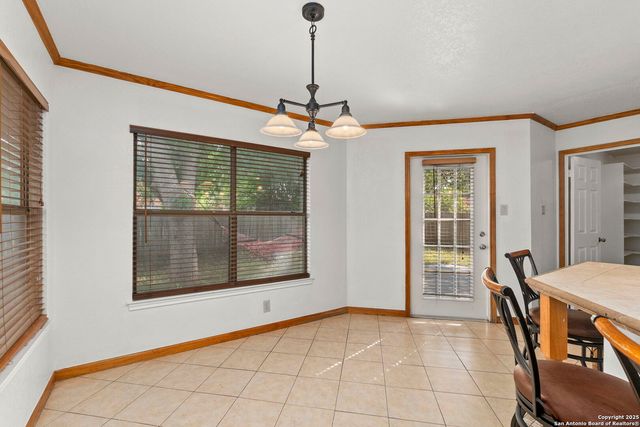 6311 Regency Ct, San Antonio, TX 78249