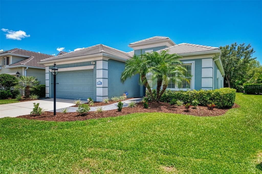 Image 1 of property listing at 12229 STUART DRIVE, Venice, FL 34293