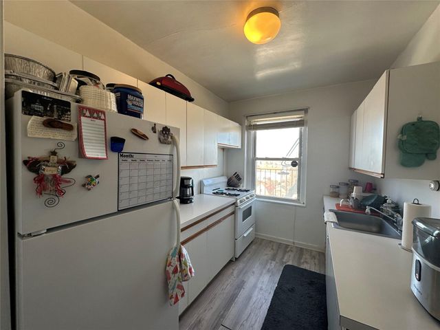 151 E Prospect Avenue 5 D, Mount Vernon, NY 10550