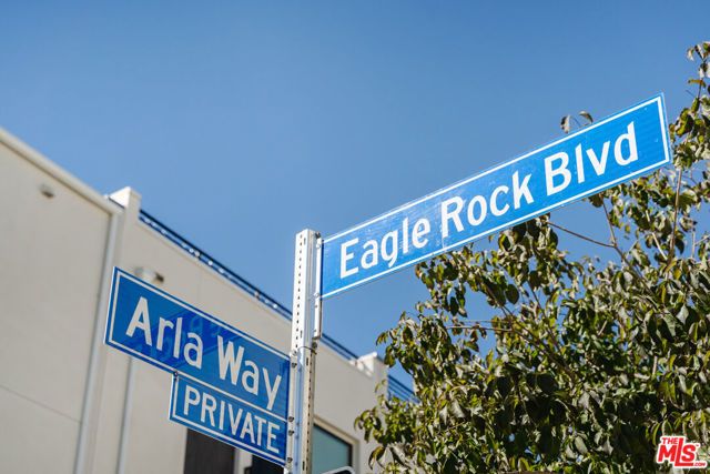 4515 N Ayla Lane, Los Angeles, CA 90041