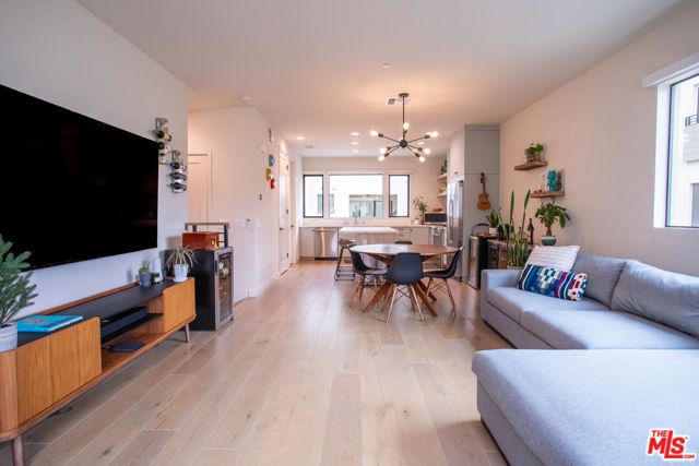 4515 N Ayla Lane, Los Angeles, CA 90041