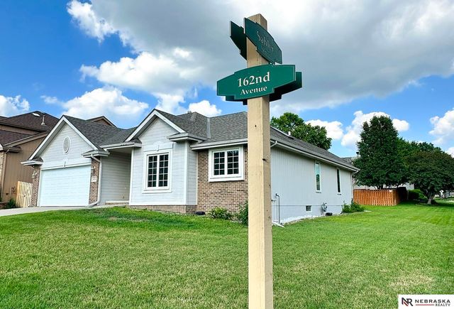 4203 N 162nd Avenue, Omaha, NE 68116