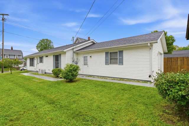 681 Maple Avenue, Newark, OH 43055