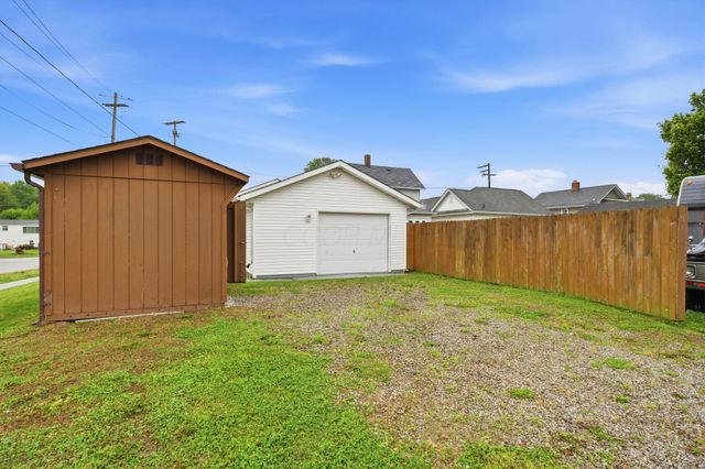 681 Maple Avenue, Newark, OH 43055