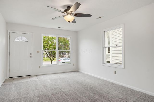 681 Maple Avenue, Newark, OH 43055