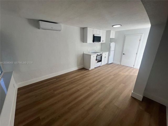 1706 Arthur Street, Hollywood, FL 33020