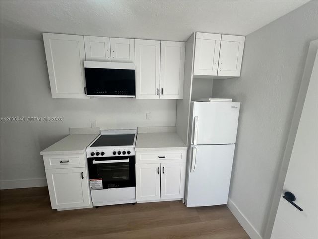 1706 Arthur Street, Hollywood, FL 33020