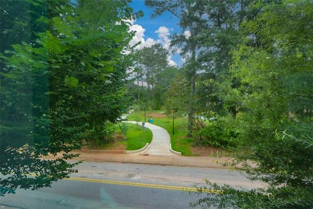 923 Katie Kerr Drive, Decatur, GA 30030