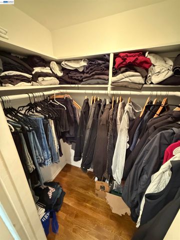 1015 N Kings Rd 309, West Hollywood, CA 90069