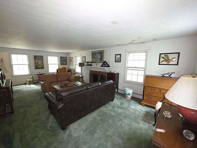 62 Boston Post Road, Amherst, NH 03031