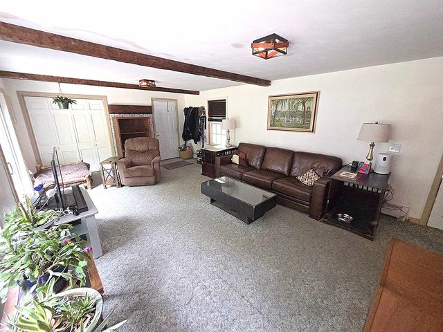 62 Boston Post Road, Amherst, NH 03031