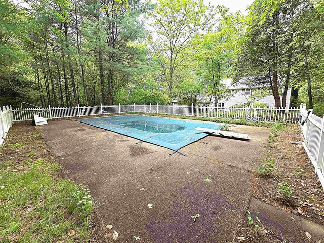 62 Boston Post Road, Amherst, NH 03031