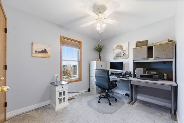 344 Sheffield St, Newton, KS 67114