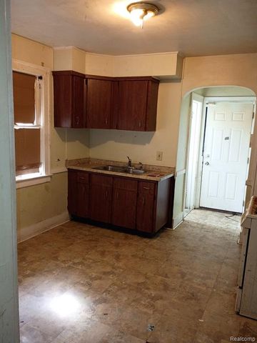 12327 Rosemary Street, Detroit, MI 48213