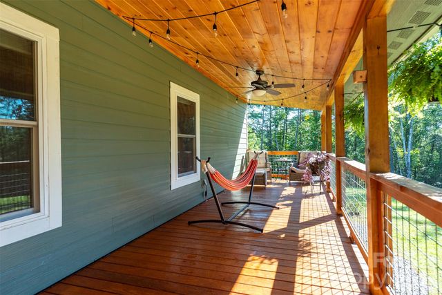335 James View Road, Marion, NC 28752