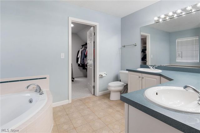 2024 Deer Meadow Boulevard, Streetsboro, OH 44241