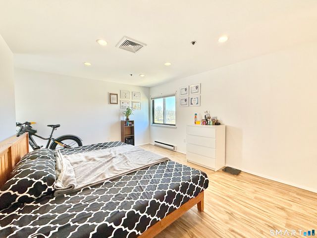 1633 Washington Boulevard 4D, Stamford, CT 06902