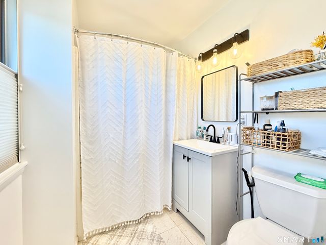 1633 Washington Boulevard 4D, Stamford, CT 06902